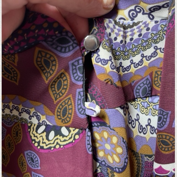 Chic Long-sleeve Maxi Wrap Dress - Picture 5 of 8